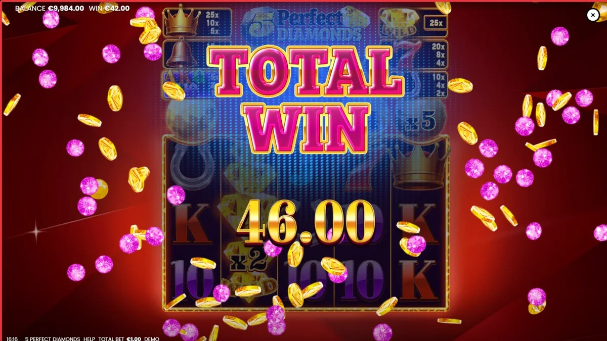 Interface do jogo de slot 5 Perfect Diamonds com símbolos clássicos e diamantes